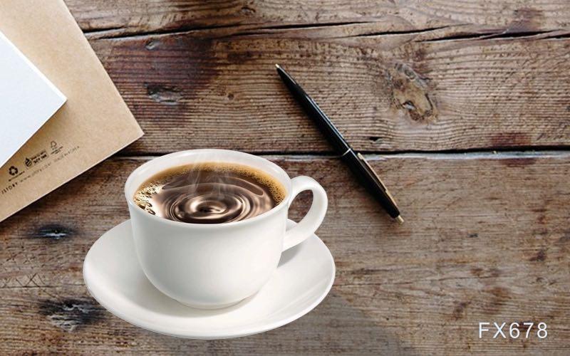 10月29日财经早餐：避险吸引力大幅削弱，金价一度跌破3900至三周低点，油价连续三个交易日走低(图1)